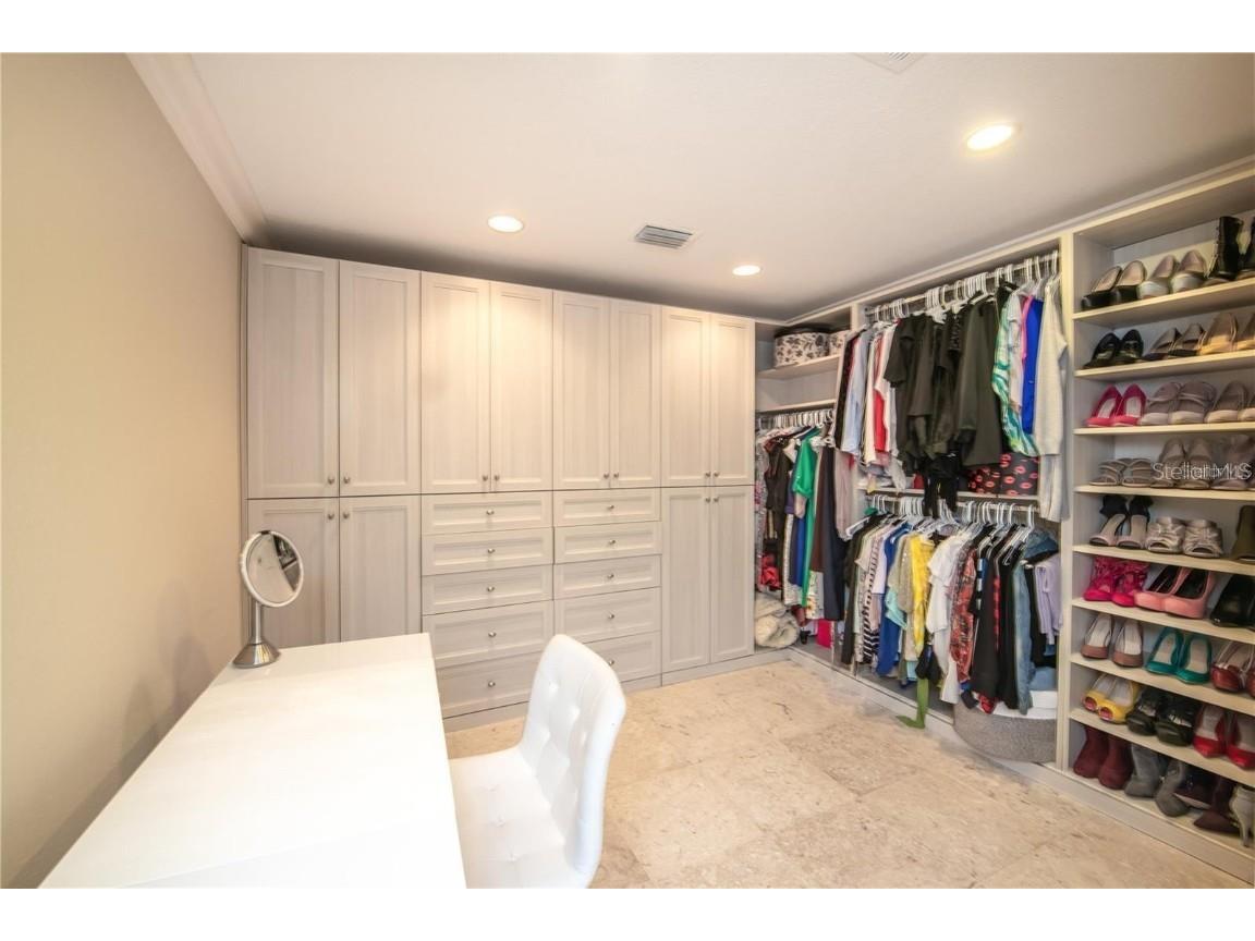 5645 America Drive Sarasota FL 34231 A4666619 image16