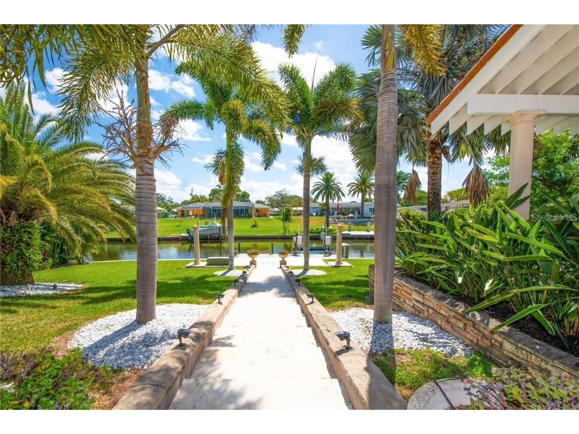 5645 America Drive Sarasota FL 34231 A4666619 image29