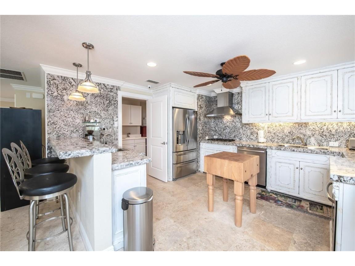 5645 America Drive Sarasota FL 34231 A4666619 image9