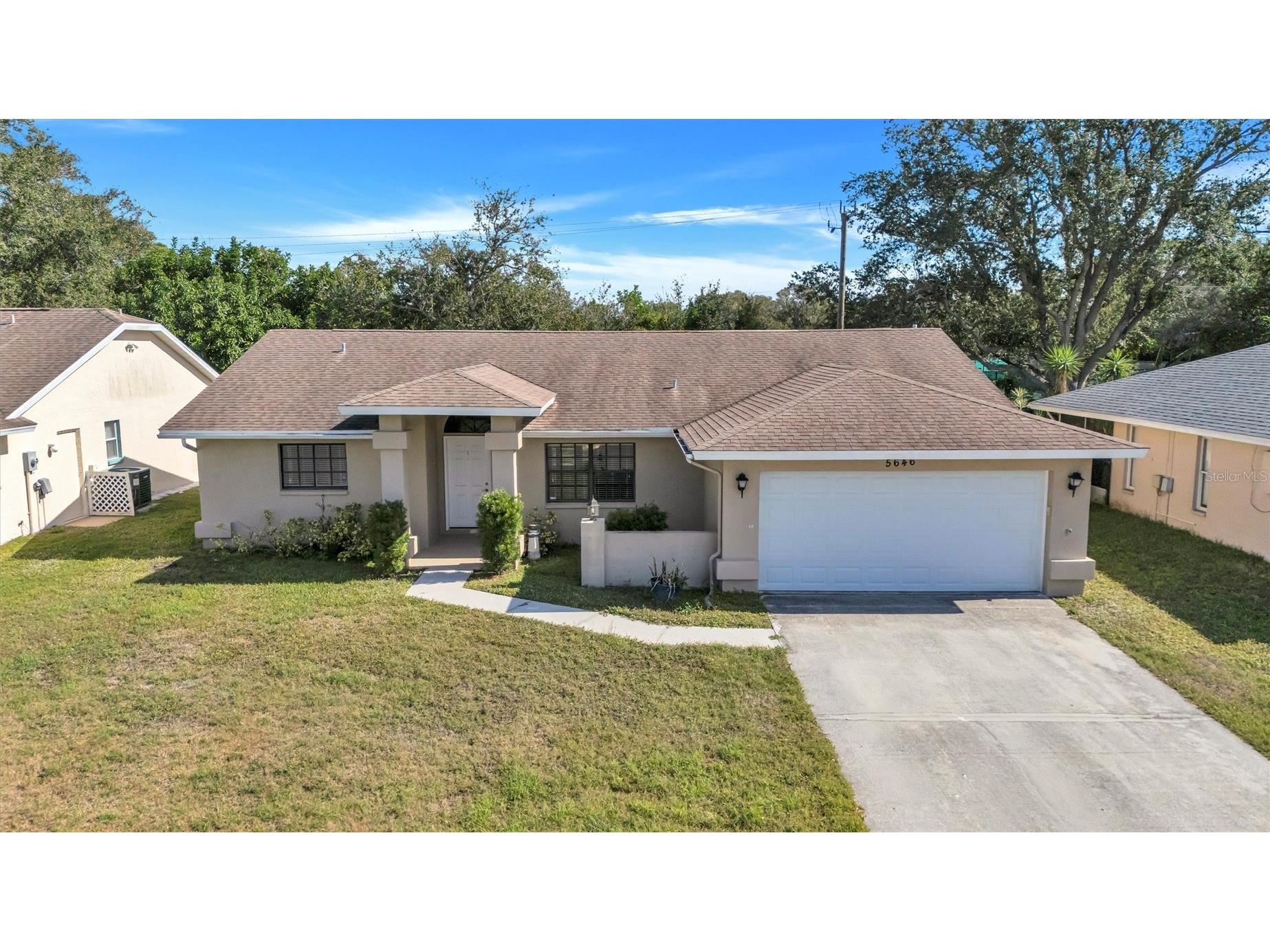 5646 29th Street Circle E Bradenton FL 34203 A4678256 image1