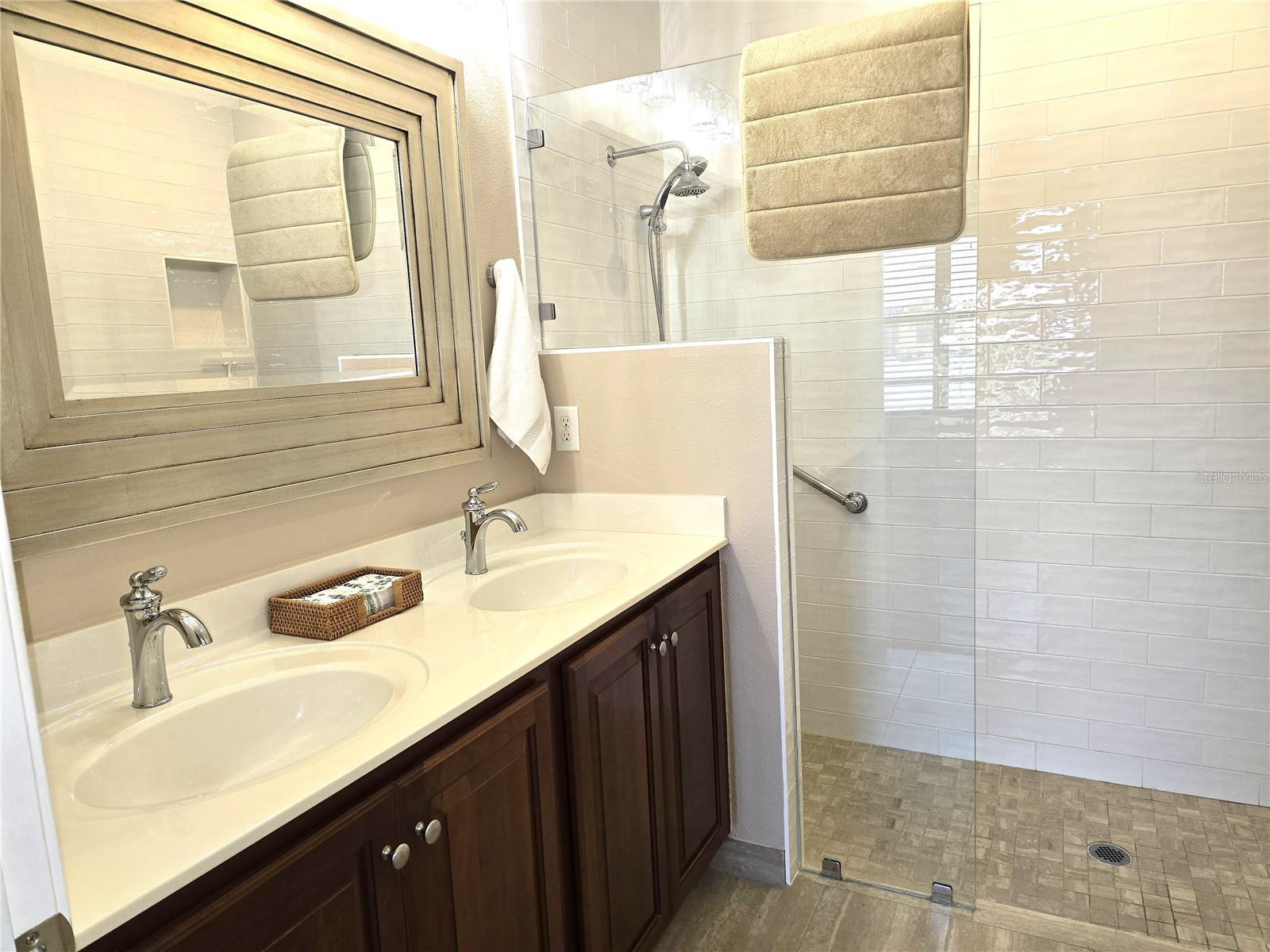 5646 Sunset Falls Drive Apollo Beach FL 33572 TB8505412 image8