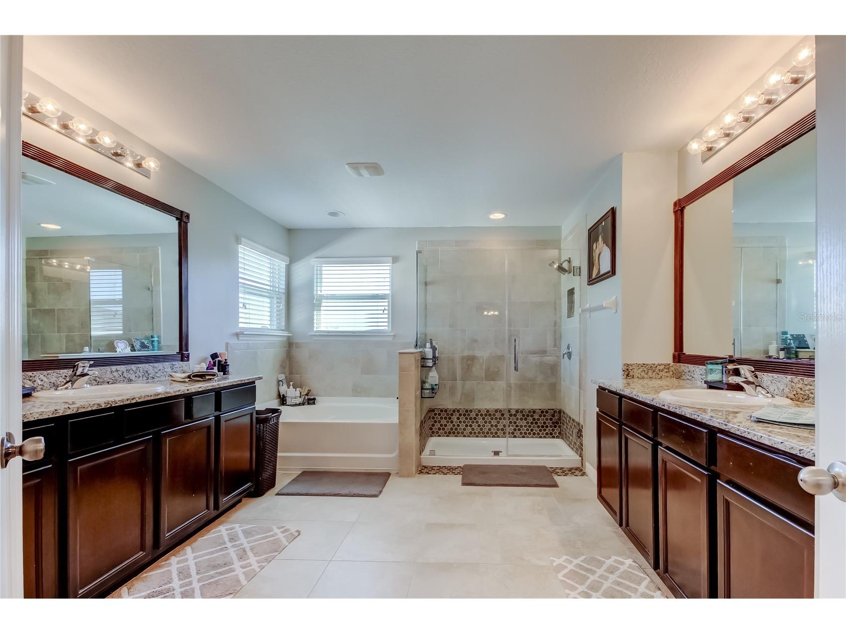 5647 Fisher Glen Loop Wesley Chapel FL 33545 TB8469741 image33