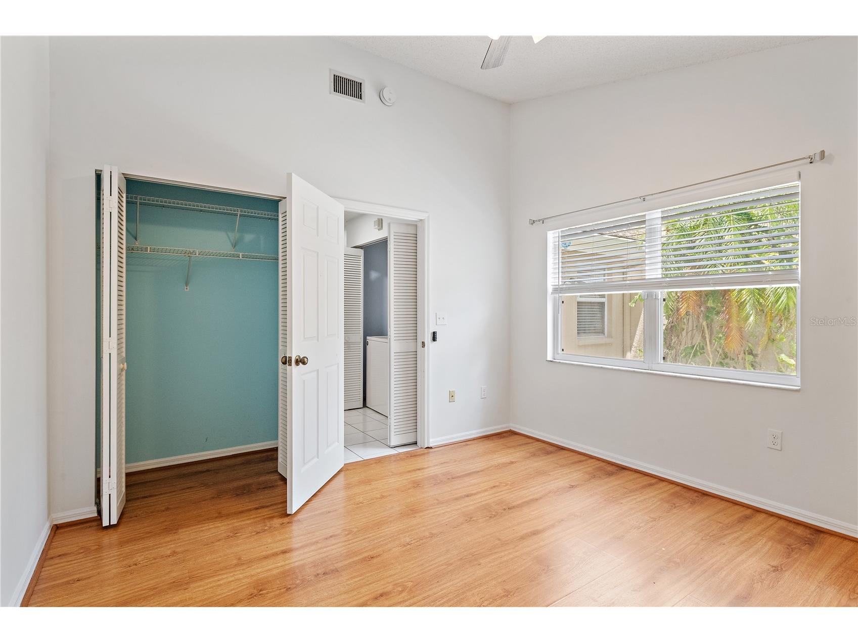 5647 Monte Rosso Road Sarasota FL 34243 A4692218 image12