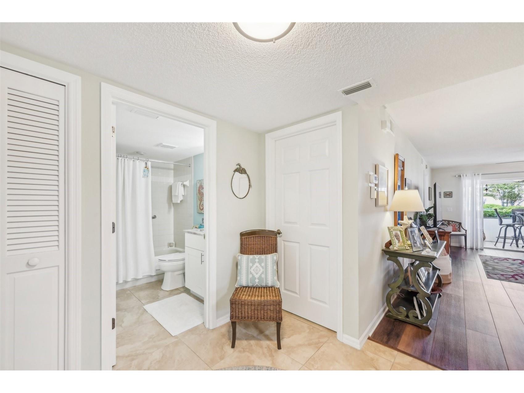 5647 Sheffield Greene Circle #29 Sarasota FL 34235 A4681514 image7