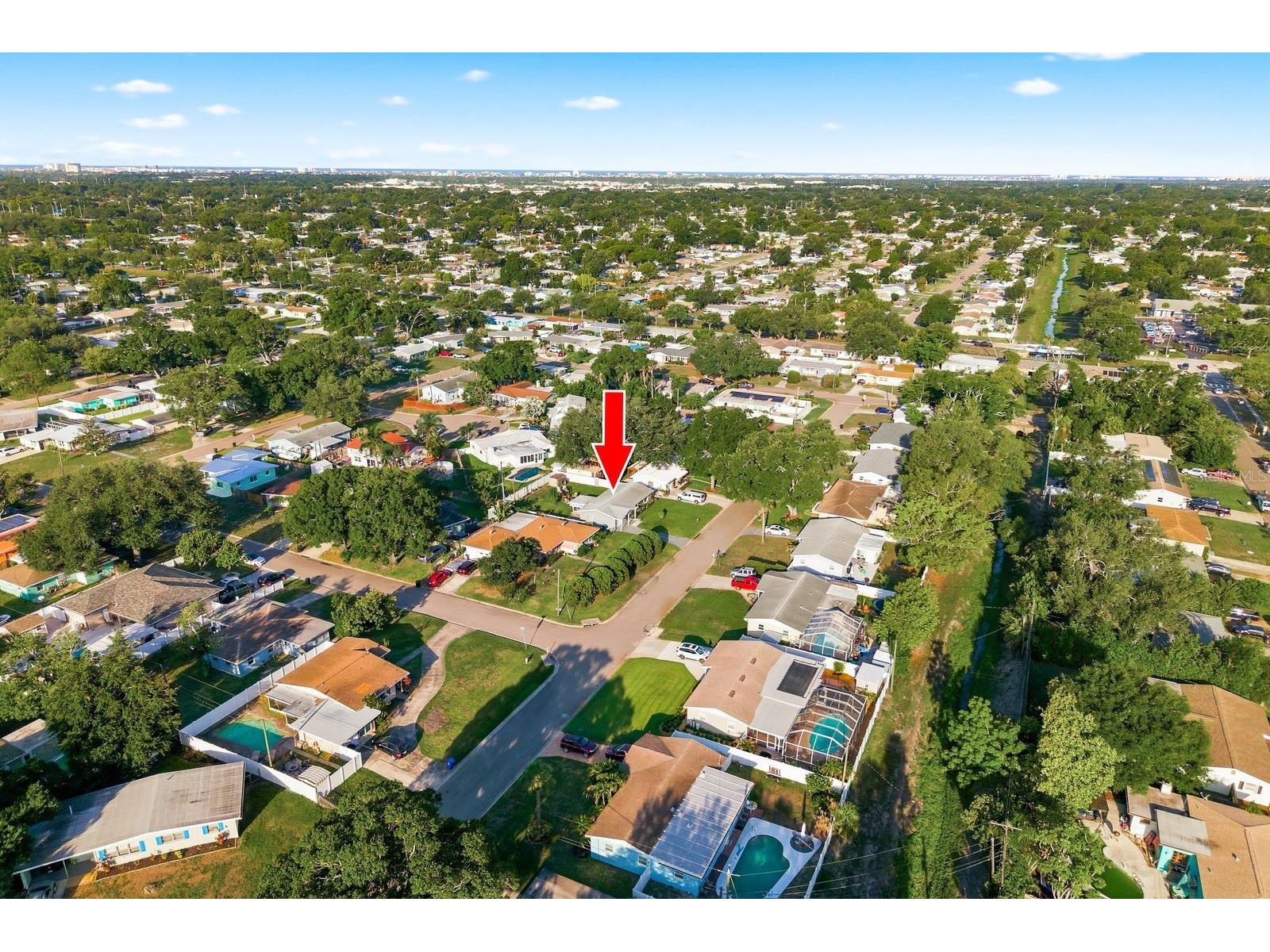 5648 33rd Avenue N Saint Petersburg FL 33710 TB8509727 image2