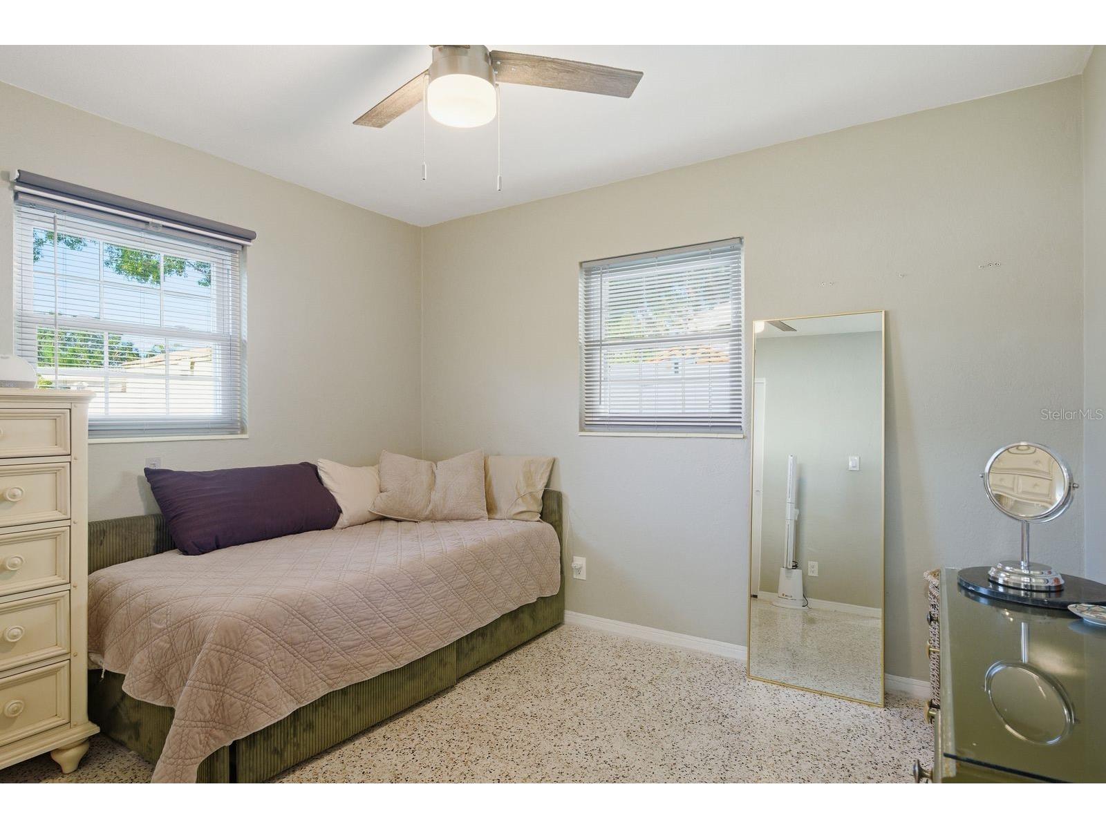 5648 33rd Avenue N Saint Petersburg FL 33710 TB8509727 image21