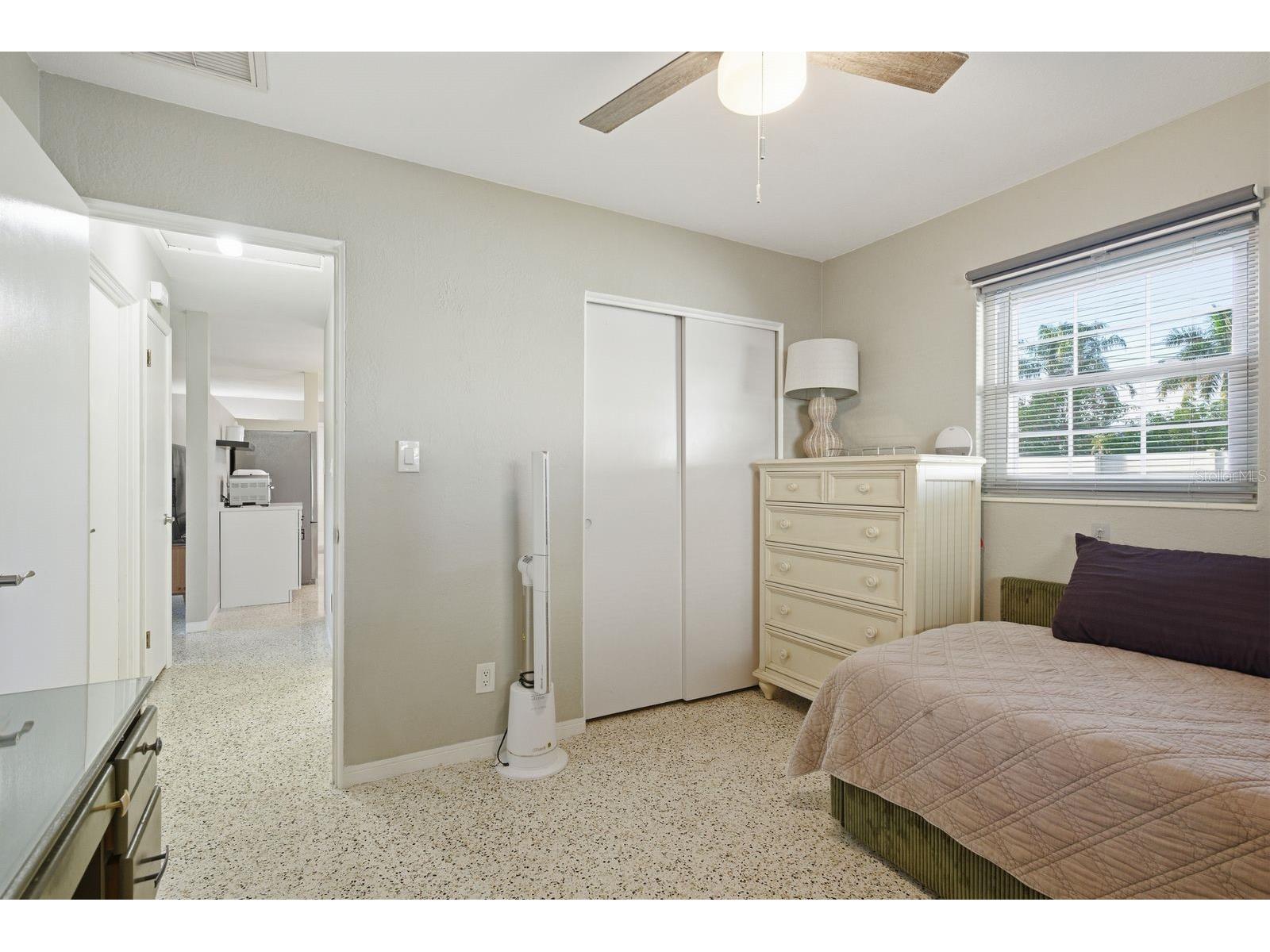 5648 33rd Avenue N Saint Petersburg FL 33710 TB8509727 image22