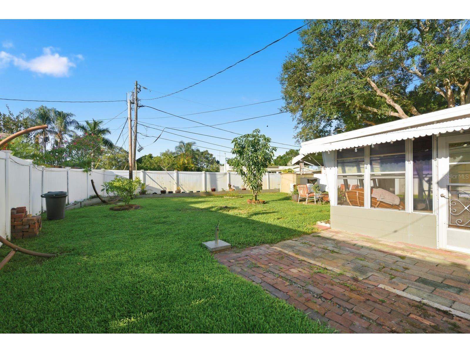 5648 33rd Avenue N Saint Petersburg FL 33710 TB8509727 image27