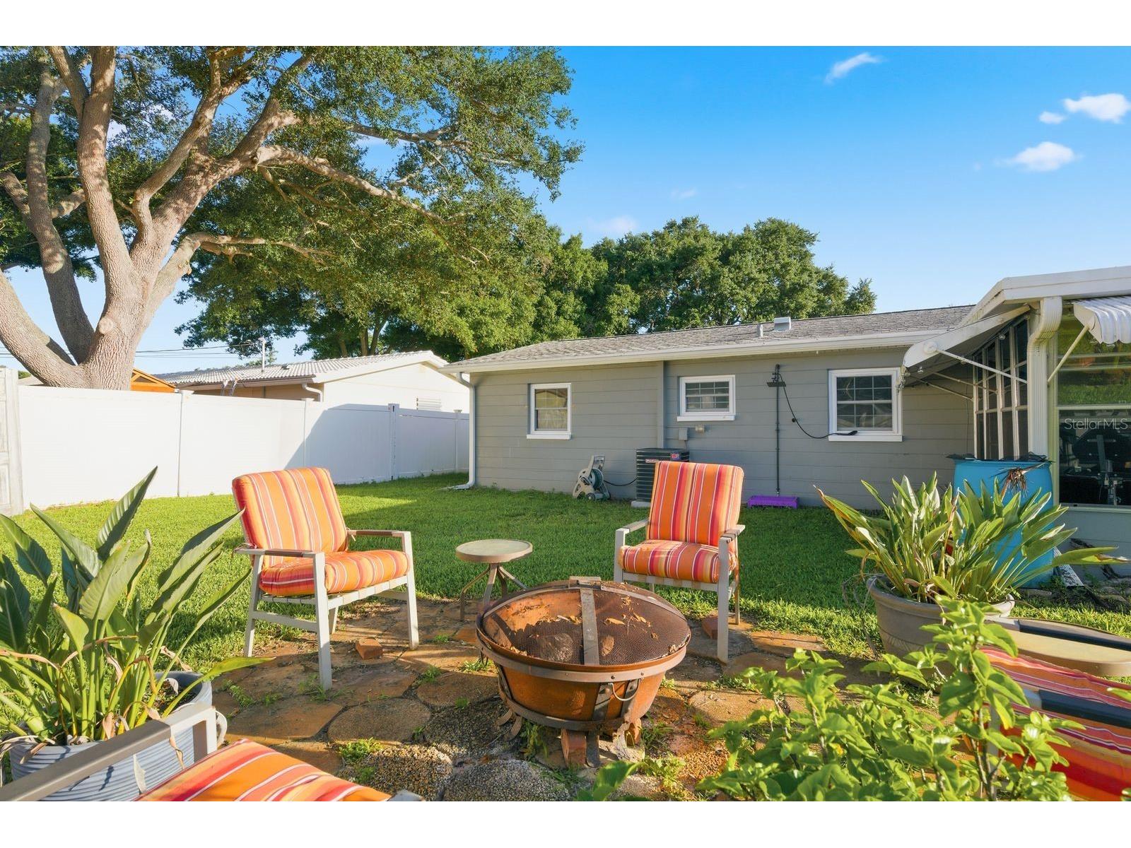 5648 33rd Avenue N Saint Petersburg FL 33710 TB8509727 image30