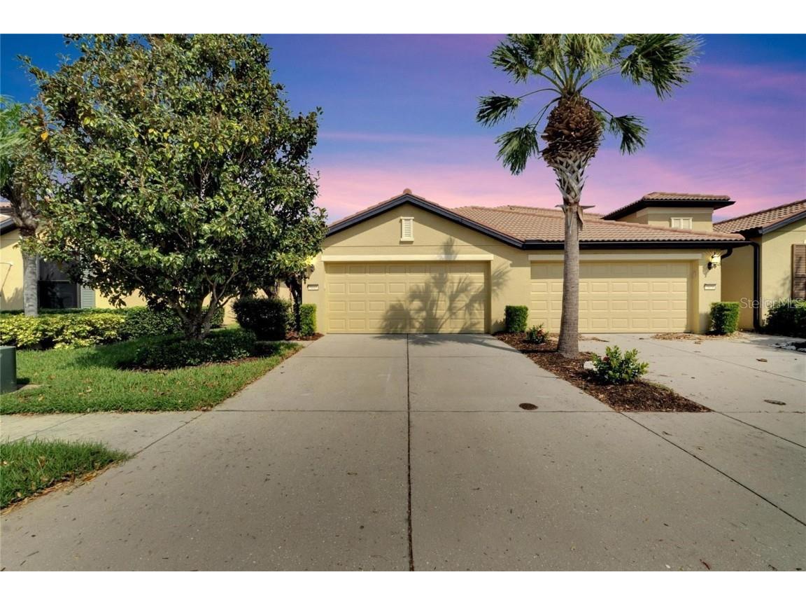 5648 Sunset Falls Drive Apollo Beach FL 33572 TB8452635 image1