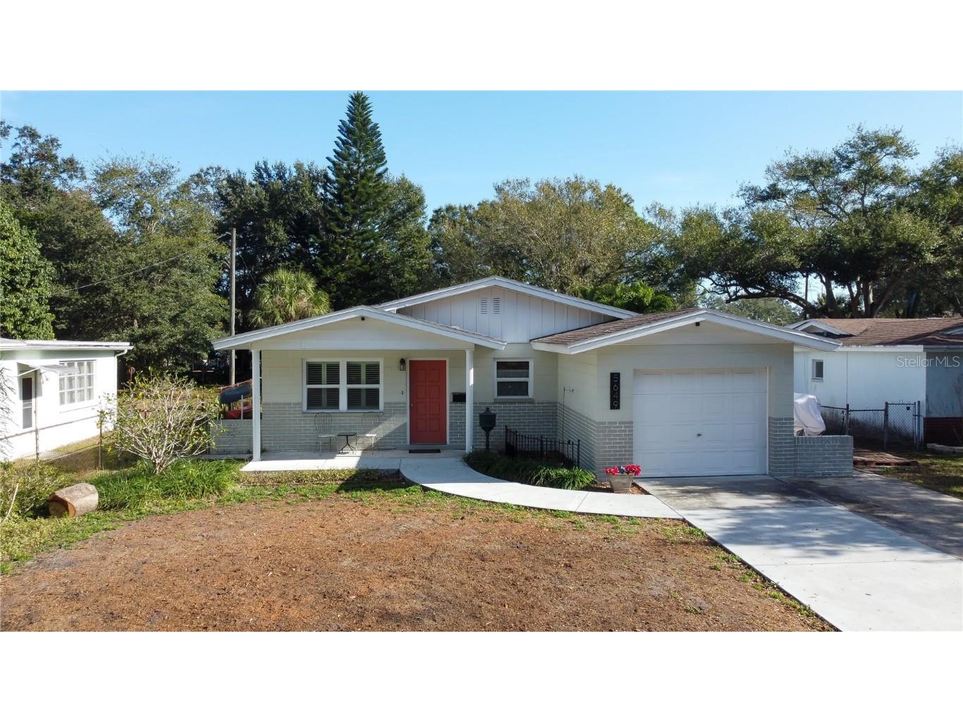 5649 Harding Boulevard NE Saint Petersburg FL 33703 U8186154 image1