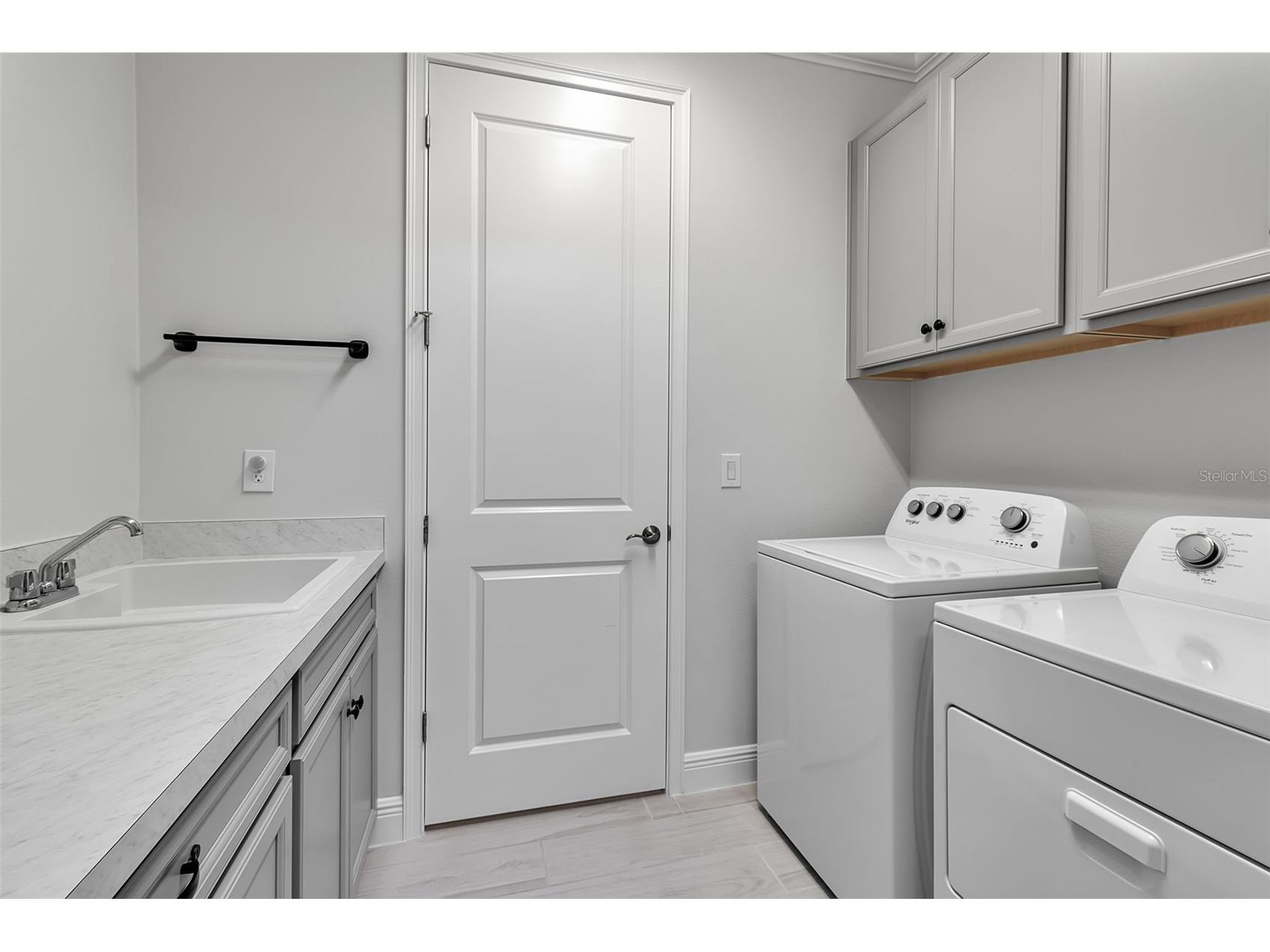 5649 Long Shore Loop Sarasota FL 34238 A4683665 image24