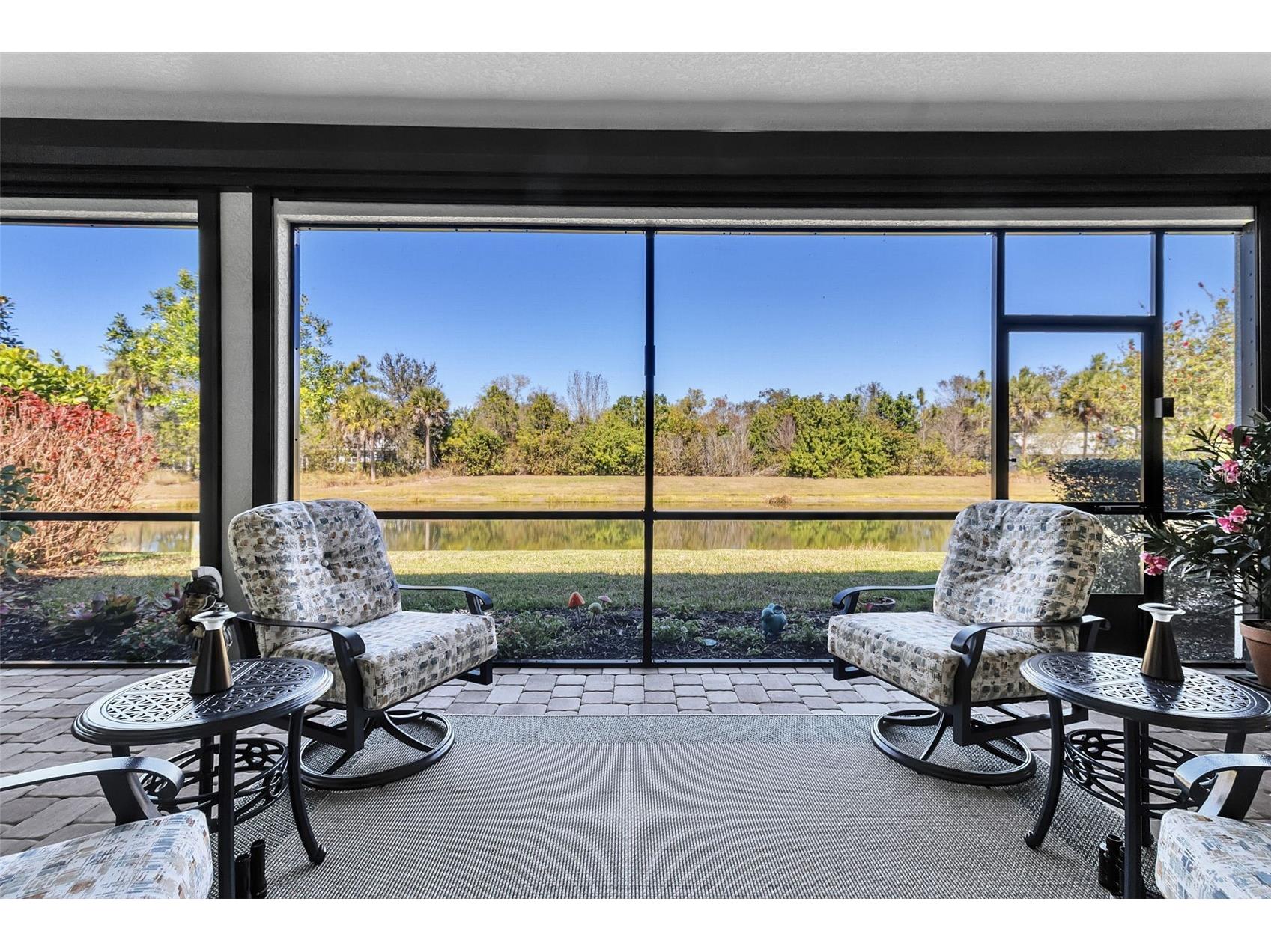 5649 Long Shore Loop Sarasota FL 34238 A4683665 image29