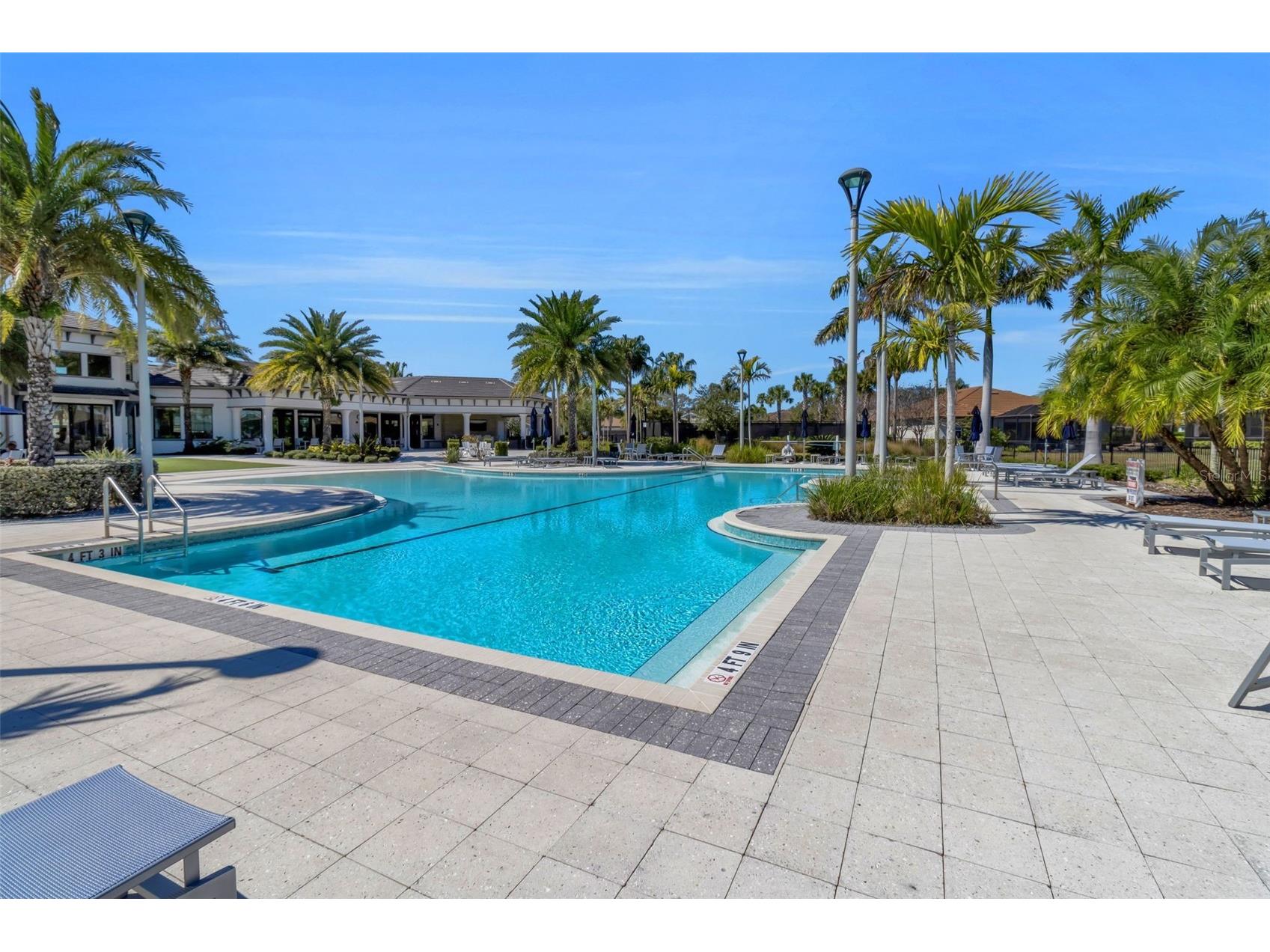5649 Long Shore Loop Sarasota FL 34238 A4683665 image34
