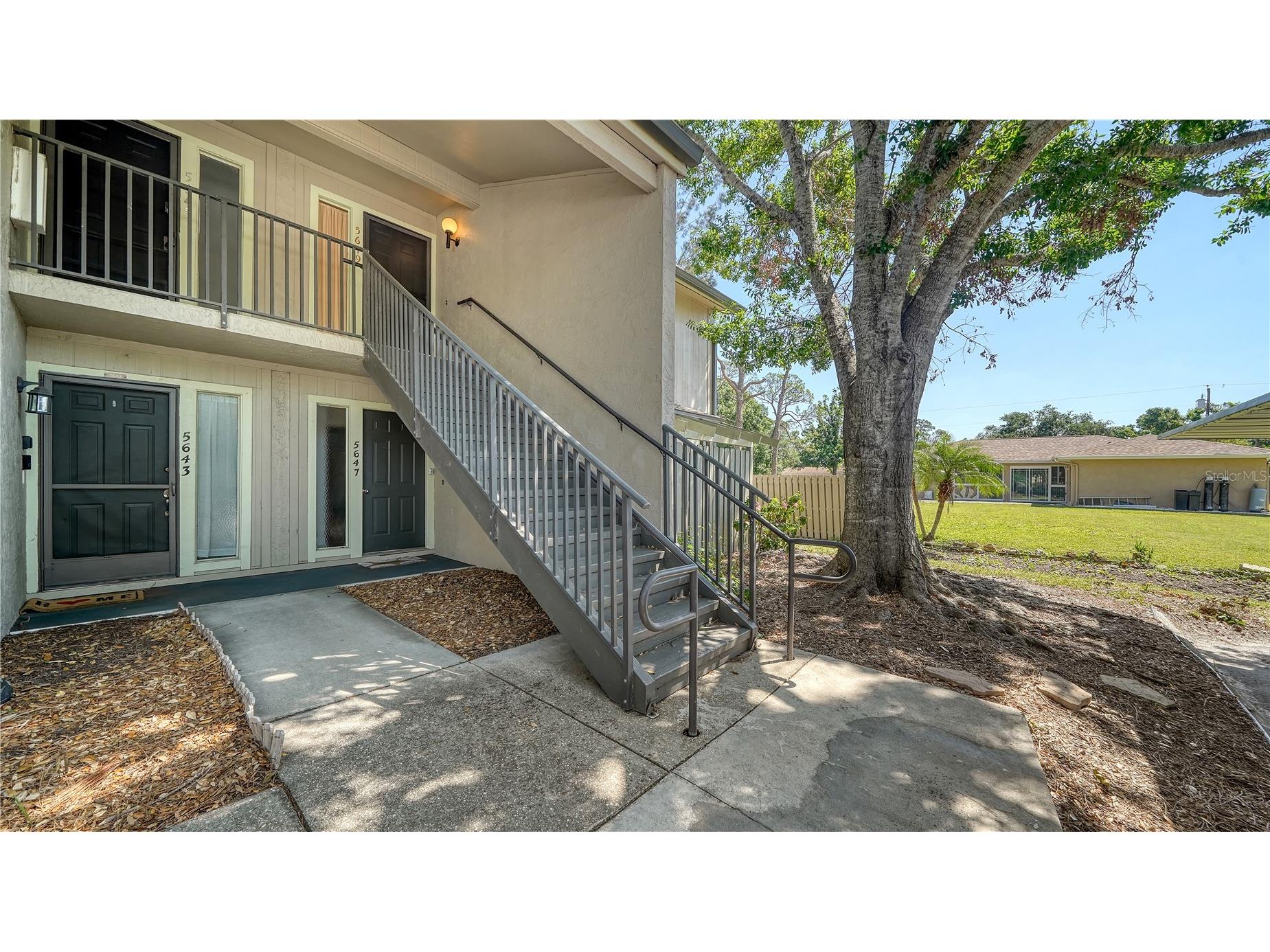 5649 Summer Side Lane #41B Sarasota FL 34231 R4909979 image1
