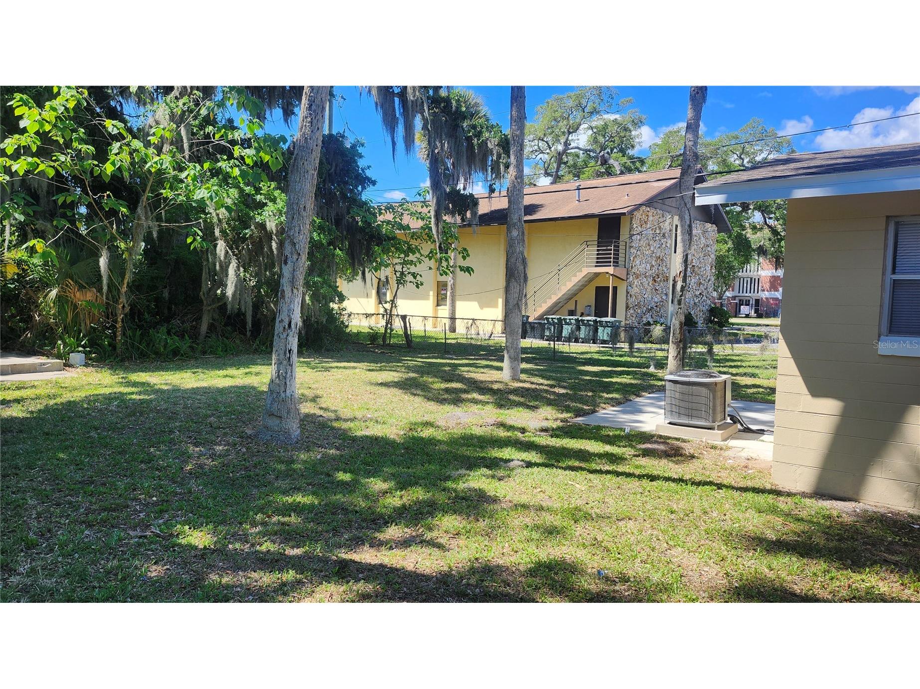 565 3rd Avenue Daytona Beach FL 32114 V4948640 image6