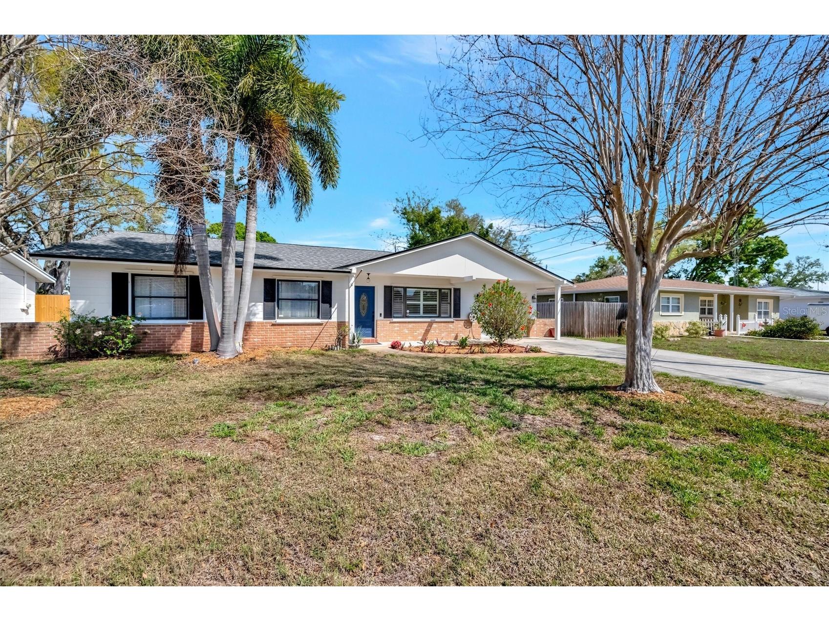565 55th Avenue NE Saint Petersburg FL 33703 TB8495574 image1