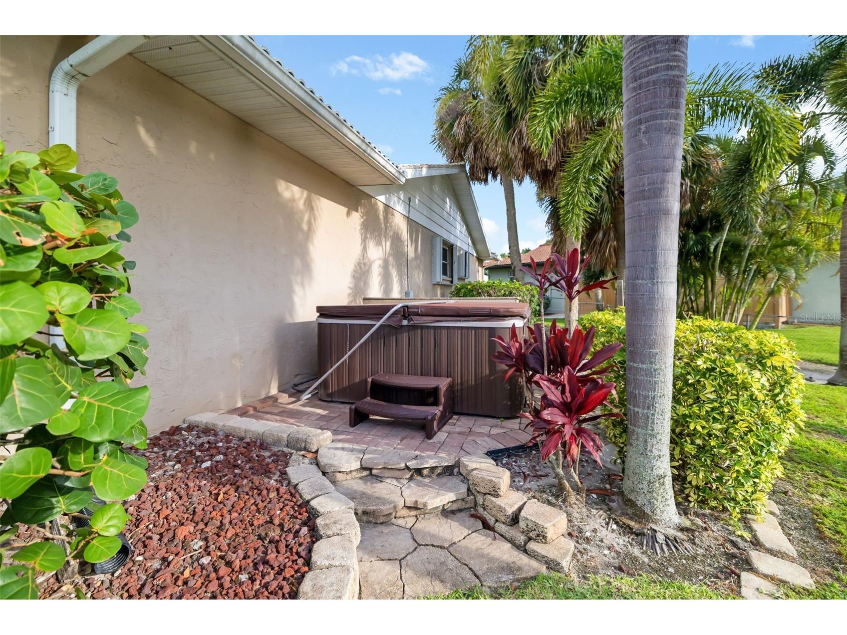 565 Commonwealth Place Sarasota FL 34242 A4698496 image38