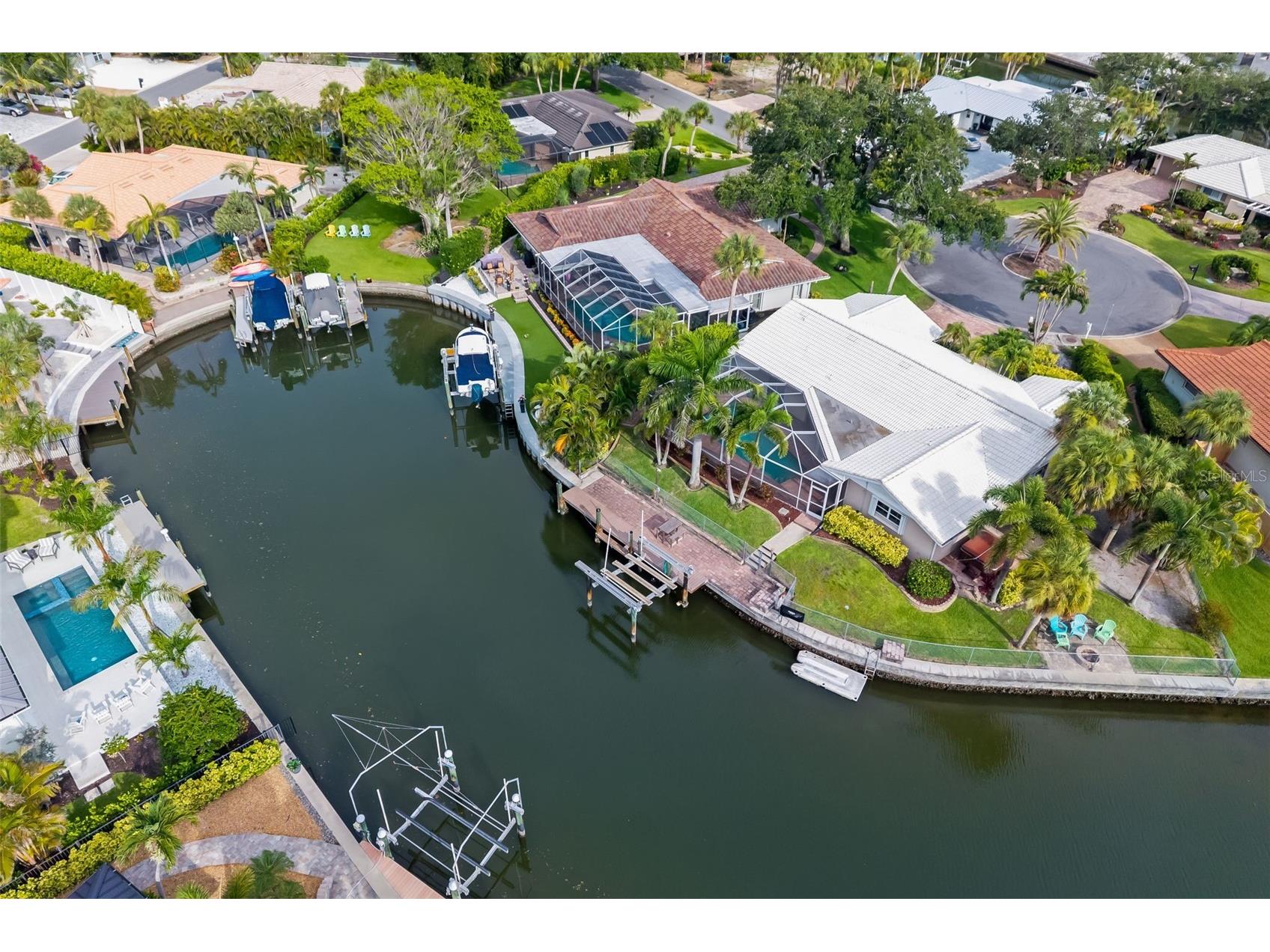 565 Commonwealth Place Sarasota FL 34242 A4698496 image7