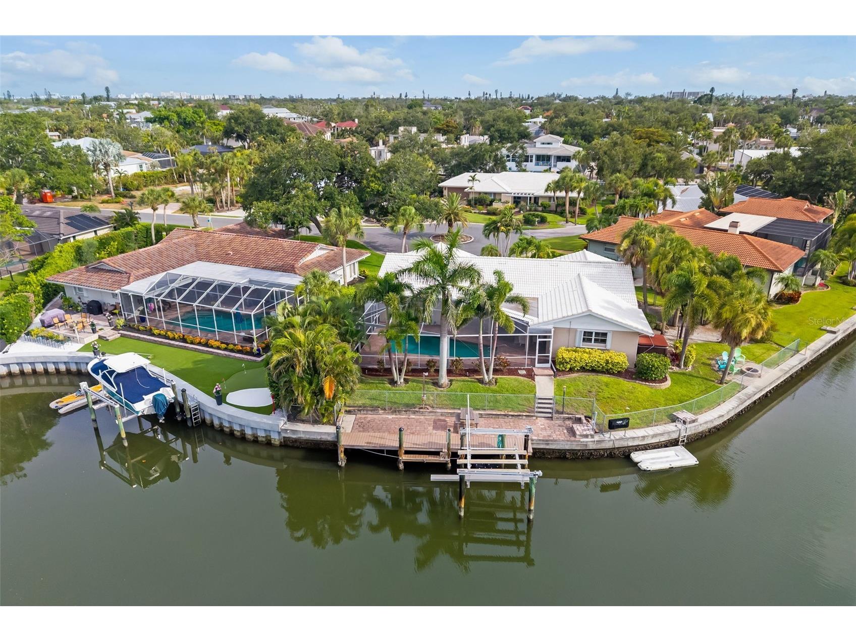 565 Commonwealth Place Sarasota FL 34242 A4698496 image8