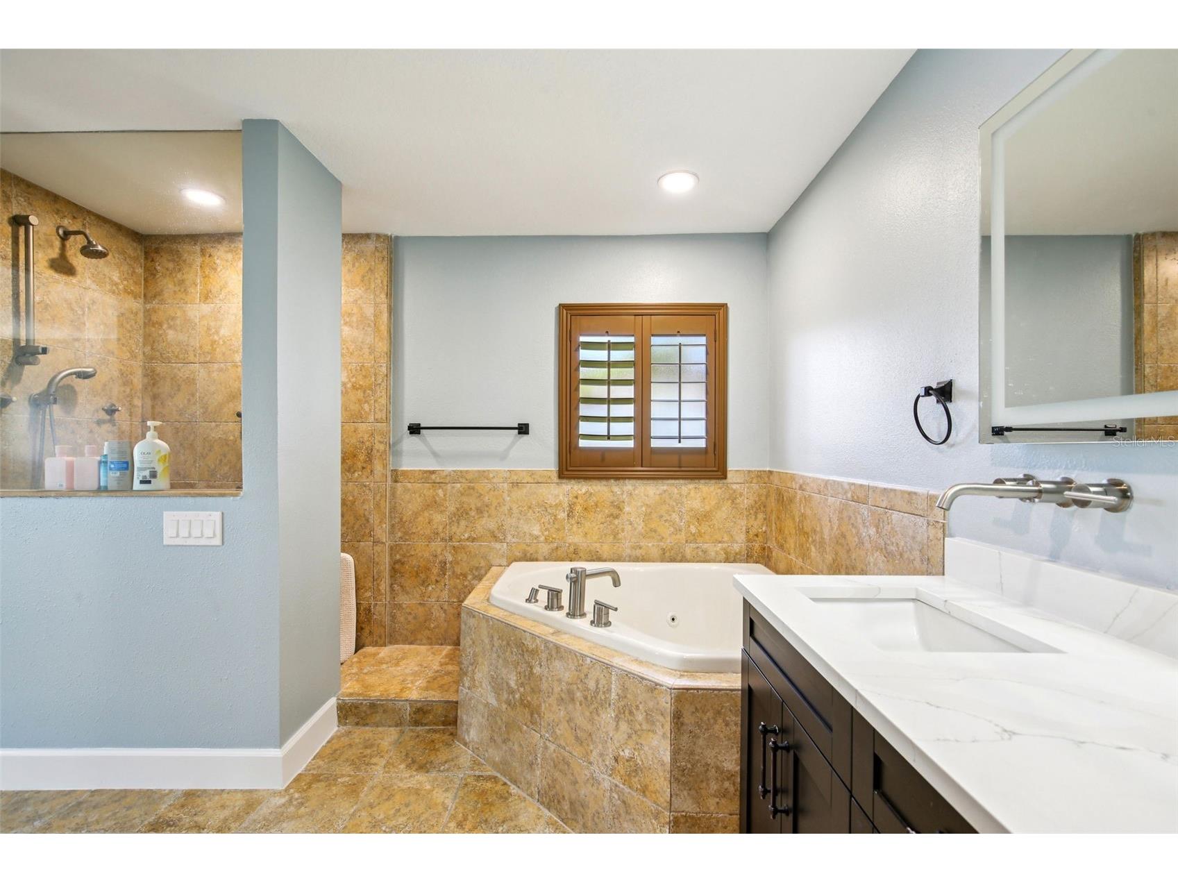 565 Crystal Drive Madeira Beach FL 33708 - BOCA CIEGA BAY TB8484714 image18
