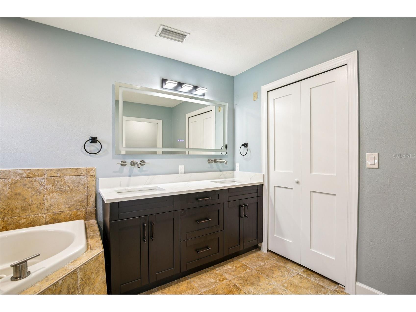 565 Crystal Drive Madeira Beach FL 33708 - BOCA CIEGA BAY TB8484714 image19