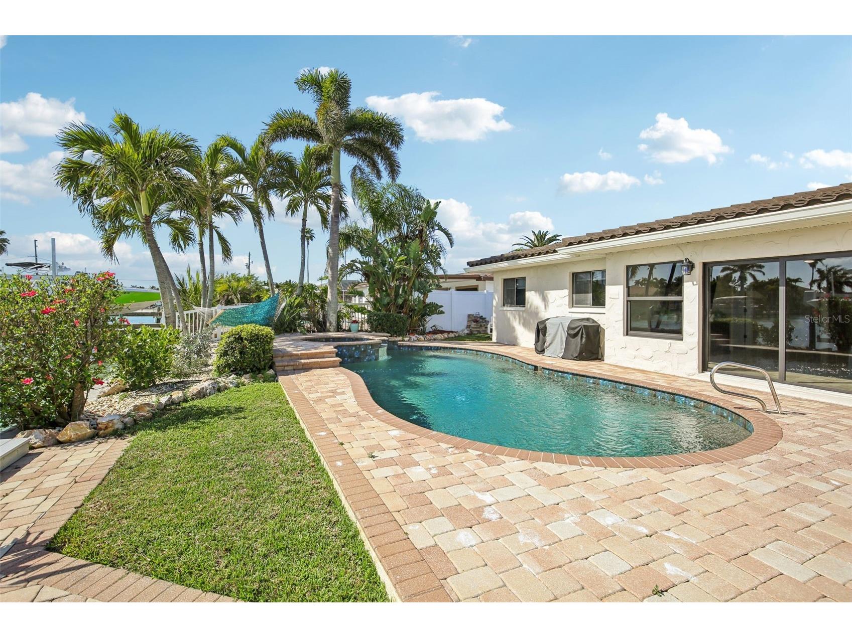 565 Crystal Drive Madeira Beach FL 33708 - BOCA CIEGA BAY TB8484714 image27