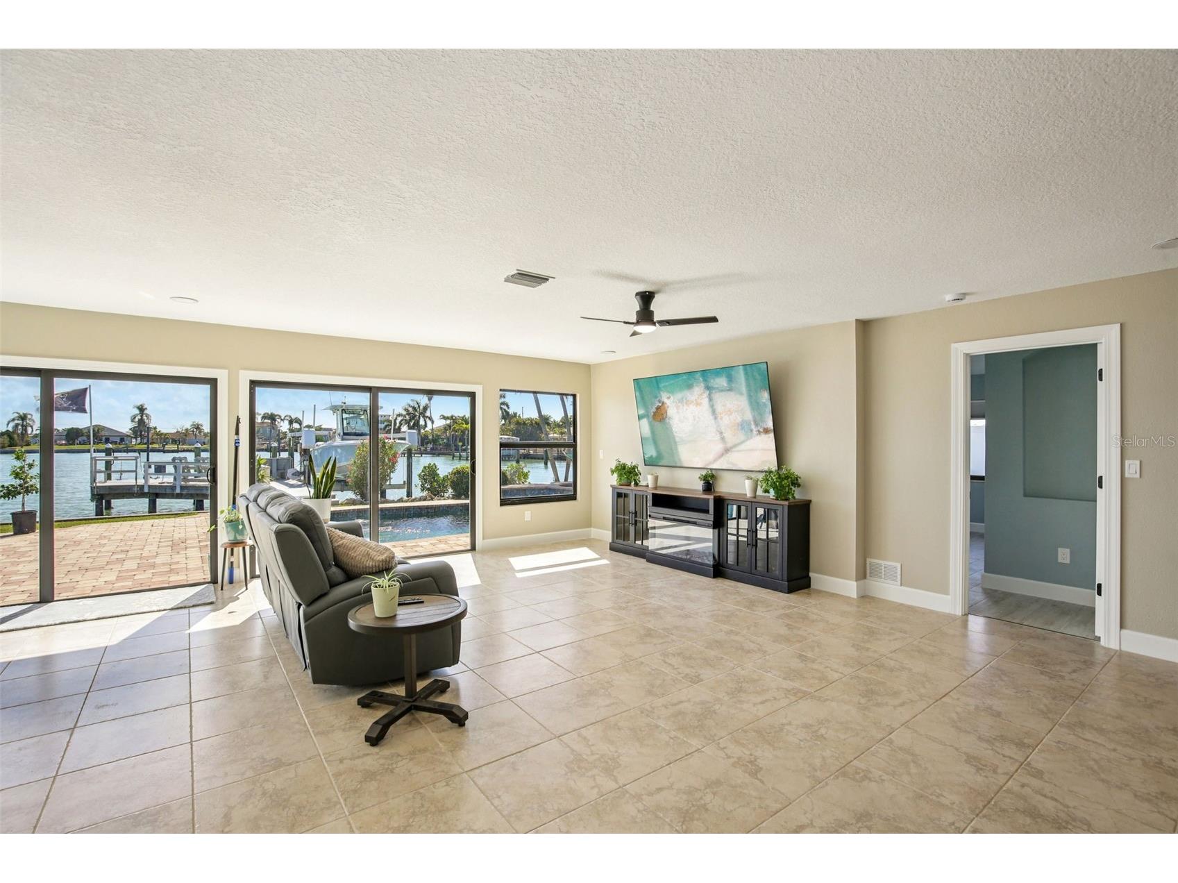 565 Crystal Drive Madeira Beach FL 33708 - BOCA CIEGA BAY TB8484714 image6