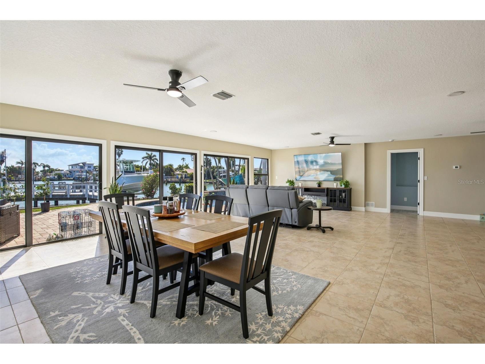 565 Crystal Drive Madeira Beach FL 33708 - BOCA CIEGA BAY TB8484714 image9