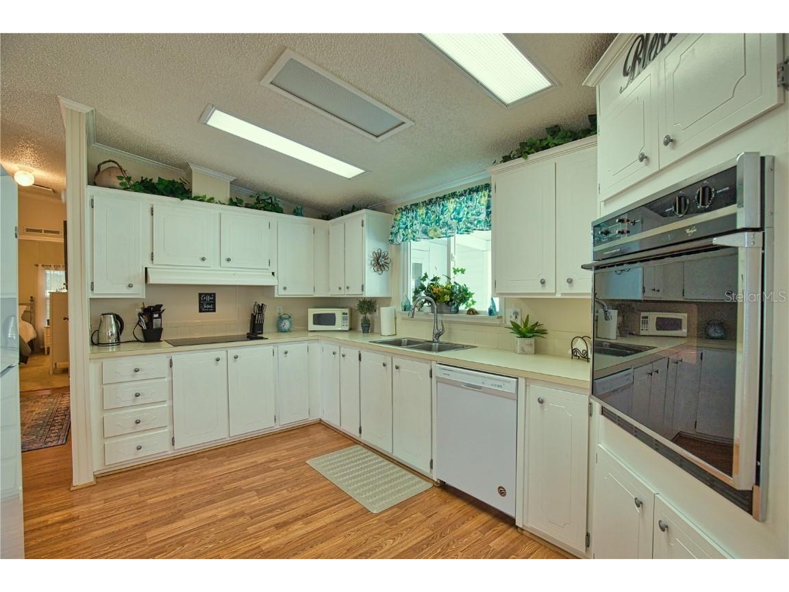 565 Madero North Port FL 34287 TB8375636 image28