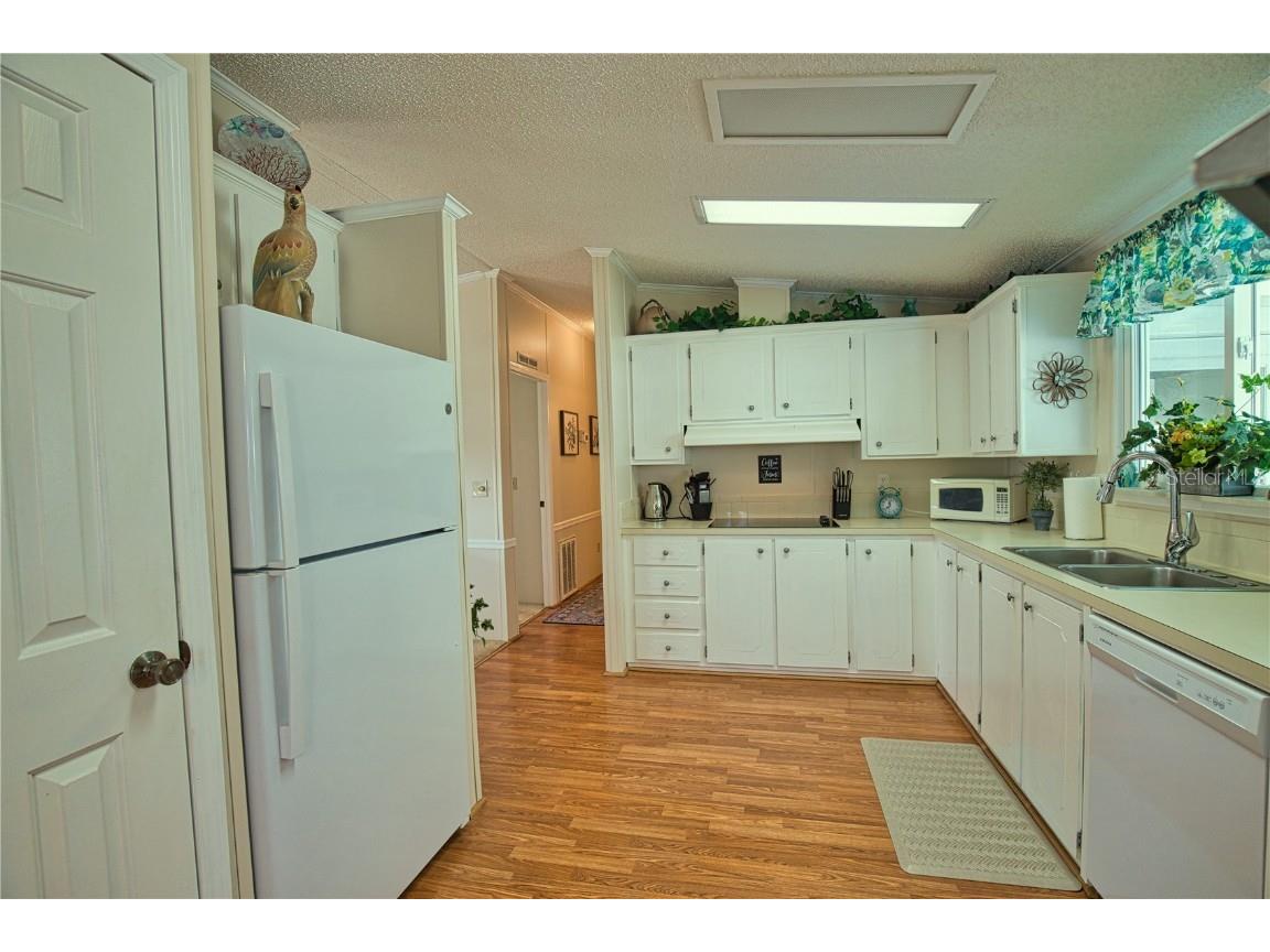 565 Madero North Port FL 34287 TB8375636 image29