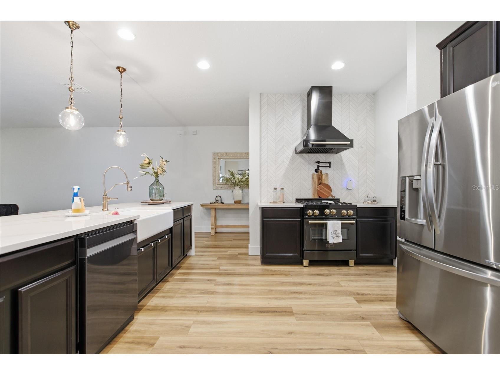 565 Morgan Wood Drive Deland FL 32724 V4948005 image12