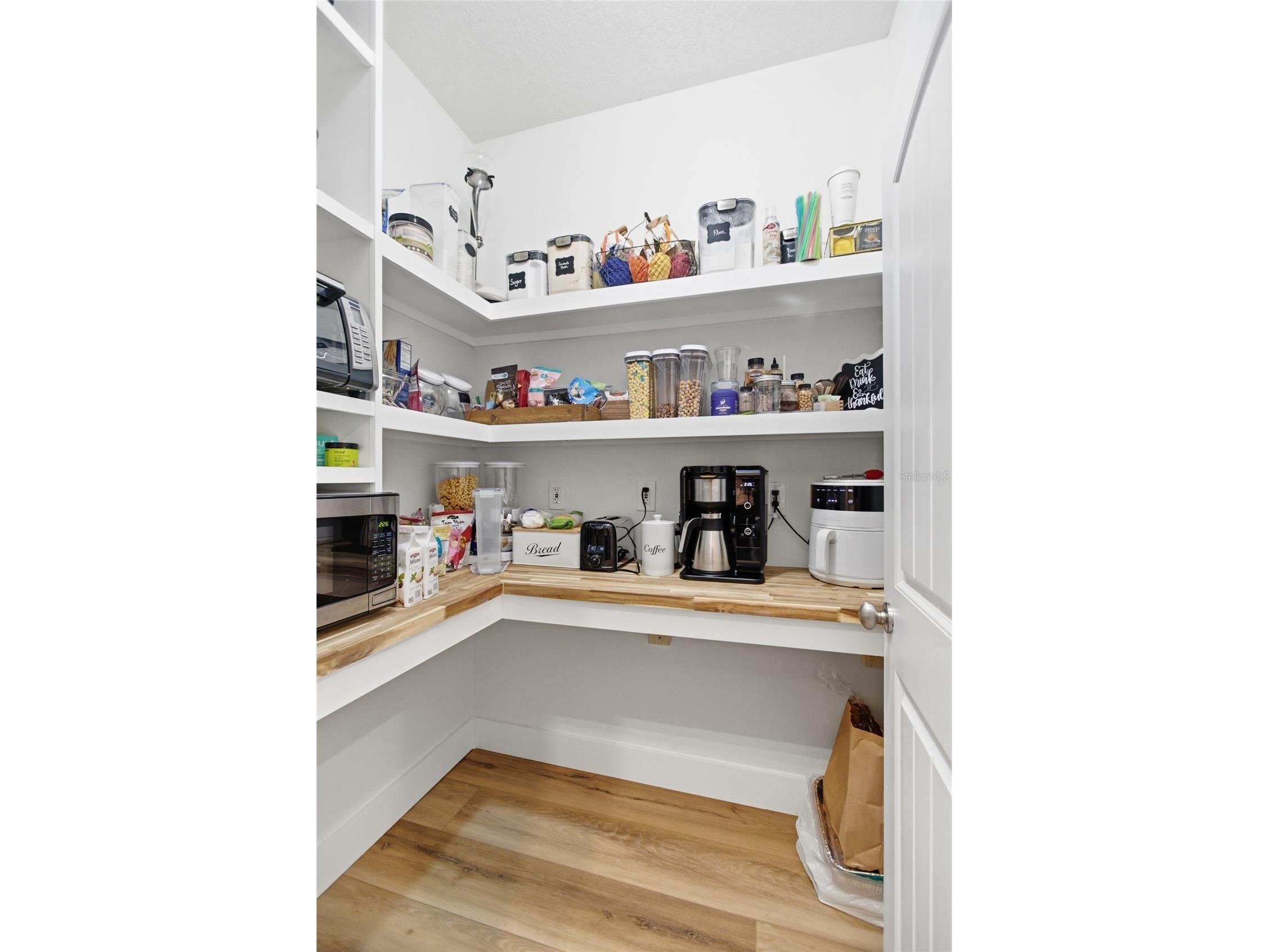 565 Morgan Wood Drive Deland FL 32724 V4948005 image13