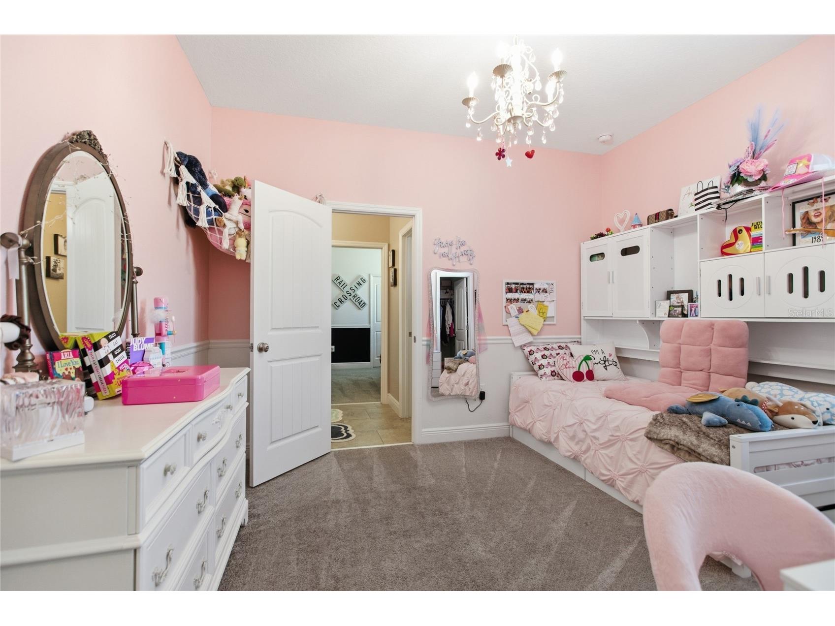 565 Morgan Wood Drive Deland FL 32724 V4948005 image18