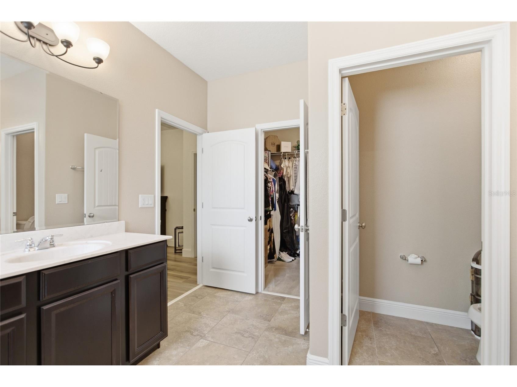 565 Morgan Wood Drive Deland FL 32724 V4948005 image32