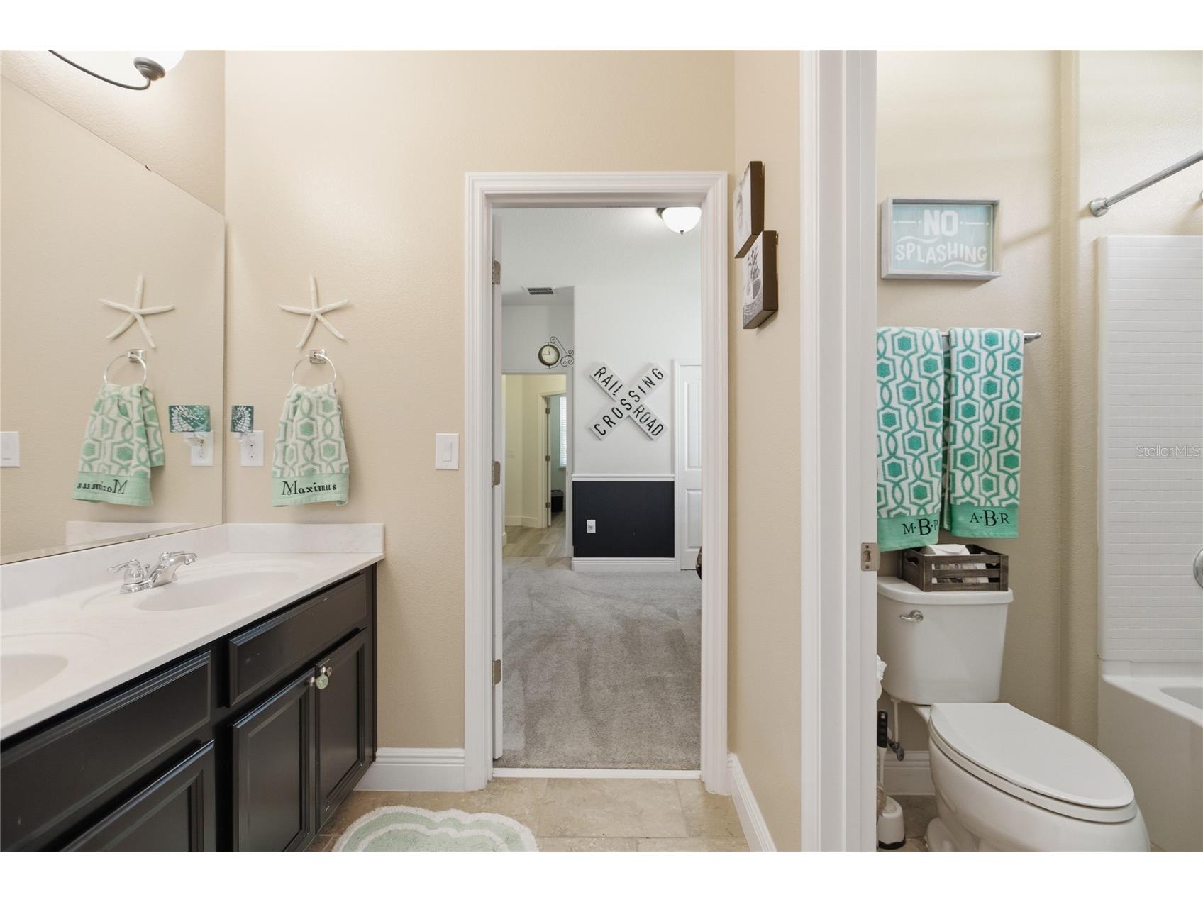 565 Morgan Wood Drive Deland FL 32724 V4948005 image33