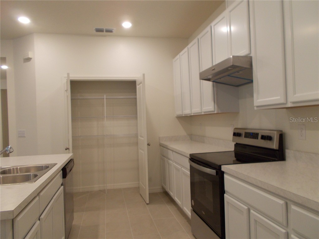 565 Overpool Avenue Davenport FL 33896 O6334911 image22