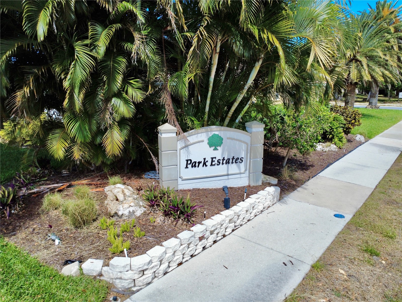 565 Park Estates Square Venice FL 34293 N6143598 image8