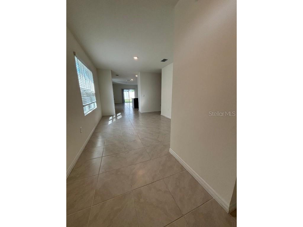 565 Park Place Boulevard Davenport FL 33837 S5138912 image9