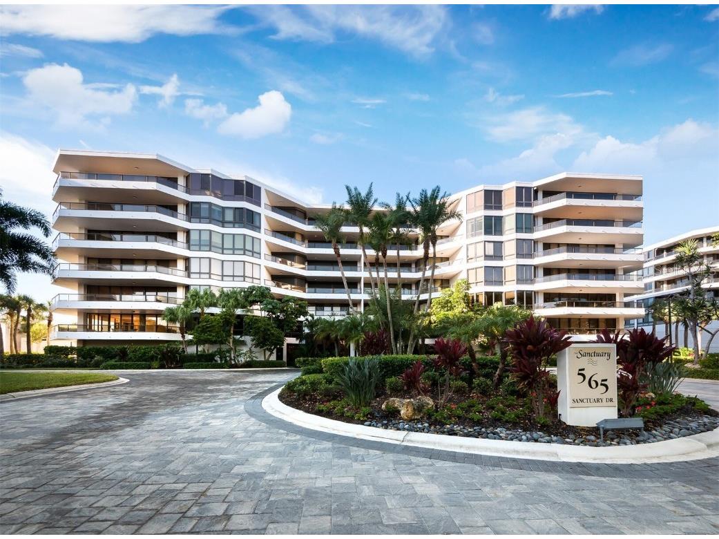 565 Sanctuary Drive #B106 Longboat Key FL 34228 - GULF OF MEXICO A4664029 image1