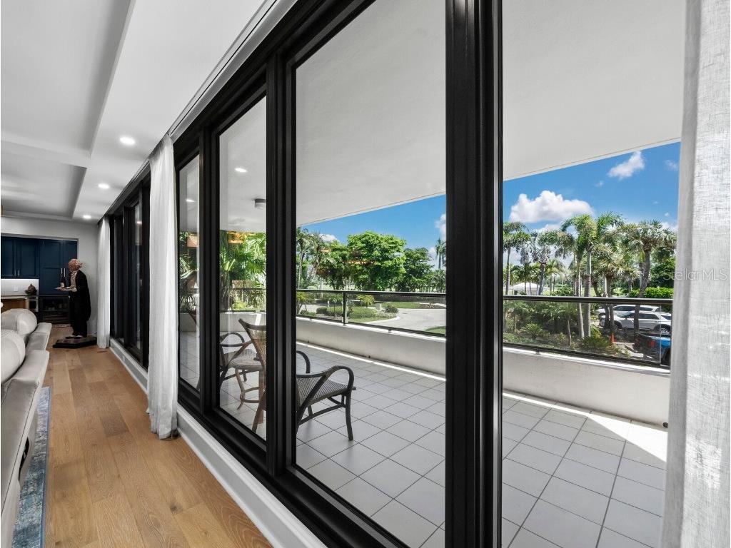 565 Sanctuary Drive #B106 Longboat Key FL 34228 - GULF OF MEXICO A4664029 image10