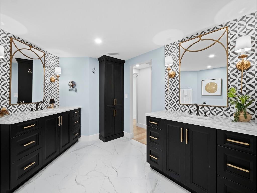 565 Sanctuary Drive #B106 Longboat Key FL 34228 - GULF OF MEXICO A4664029 image32