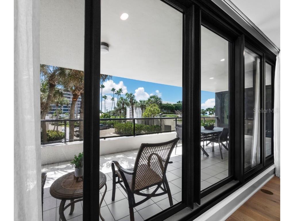 565 Sanctuary Drive #B106 Longboat Key FL 34228 - GULF OF MEXICO A4664029 image9