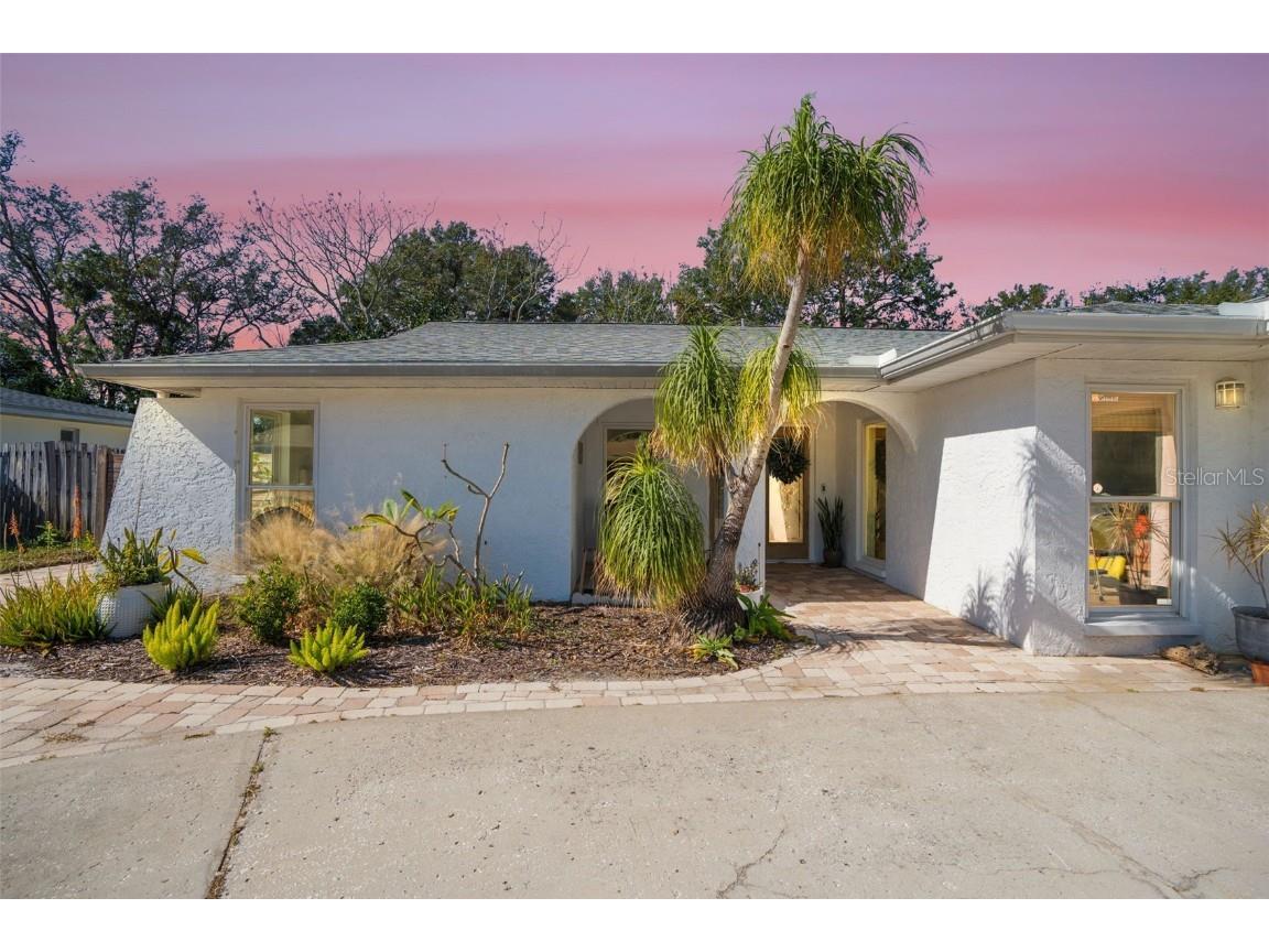 565 Sandy Hook Road Palm Harbor FL 34683 A4634671 image1