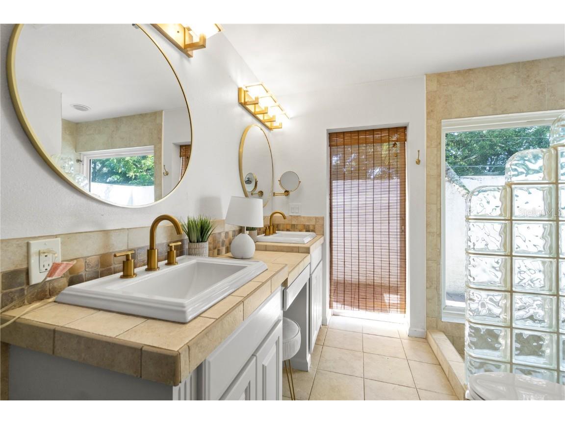 565 Sandy Hook Road Palm Harbor FL 34683 TB8437779 image18