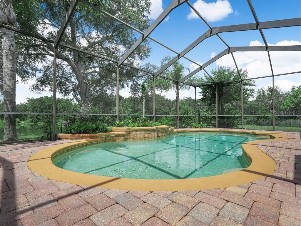 565 Whisper Woods Drive Lakeland FL 33813 P4936967 image8