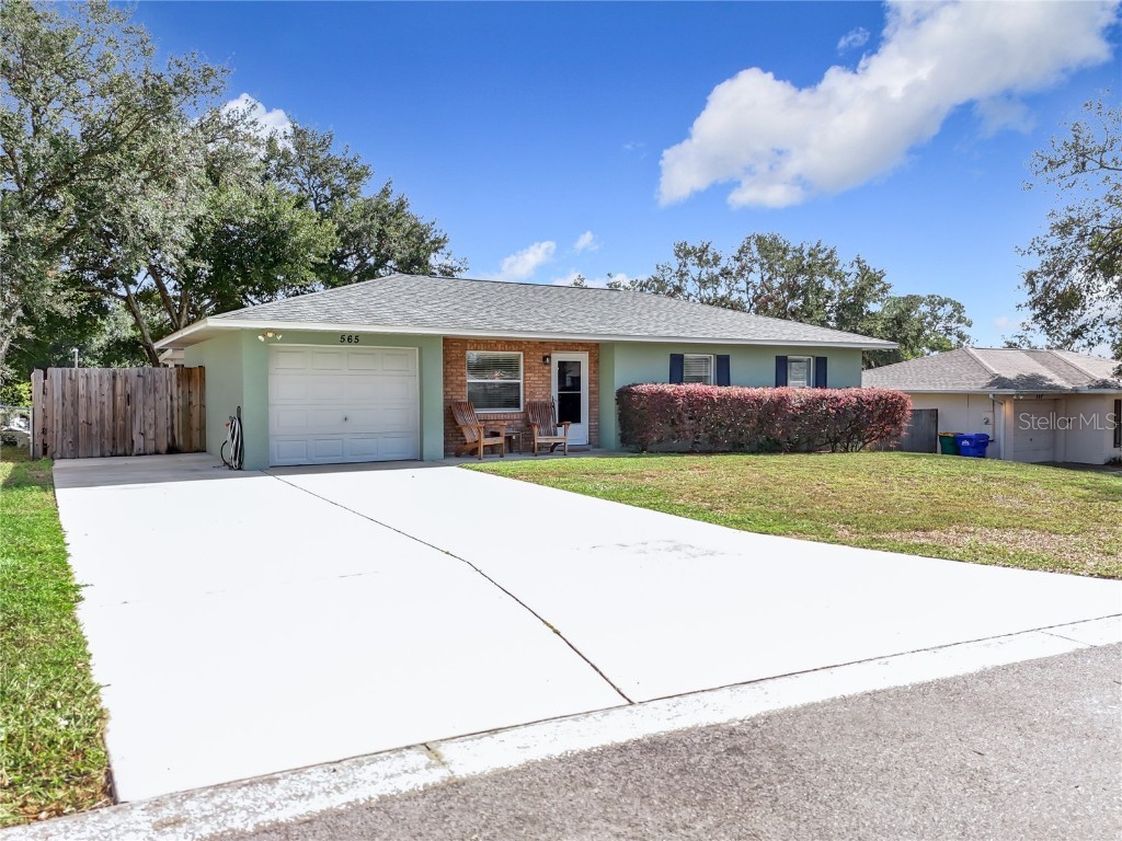 565 Windridge Place Tavares FL 32778 G5089355 image1