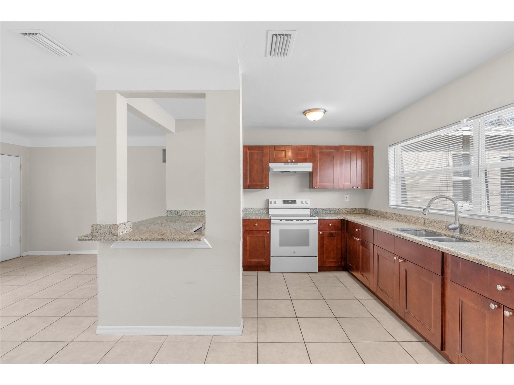 5650 47th Avenue N Kenneth City FL 33709 TB8505446 image8