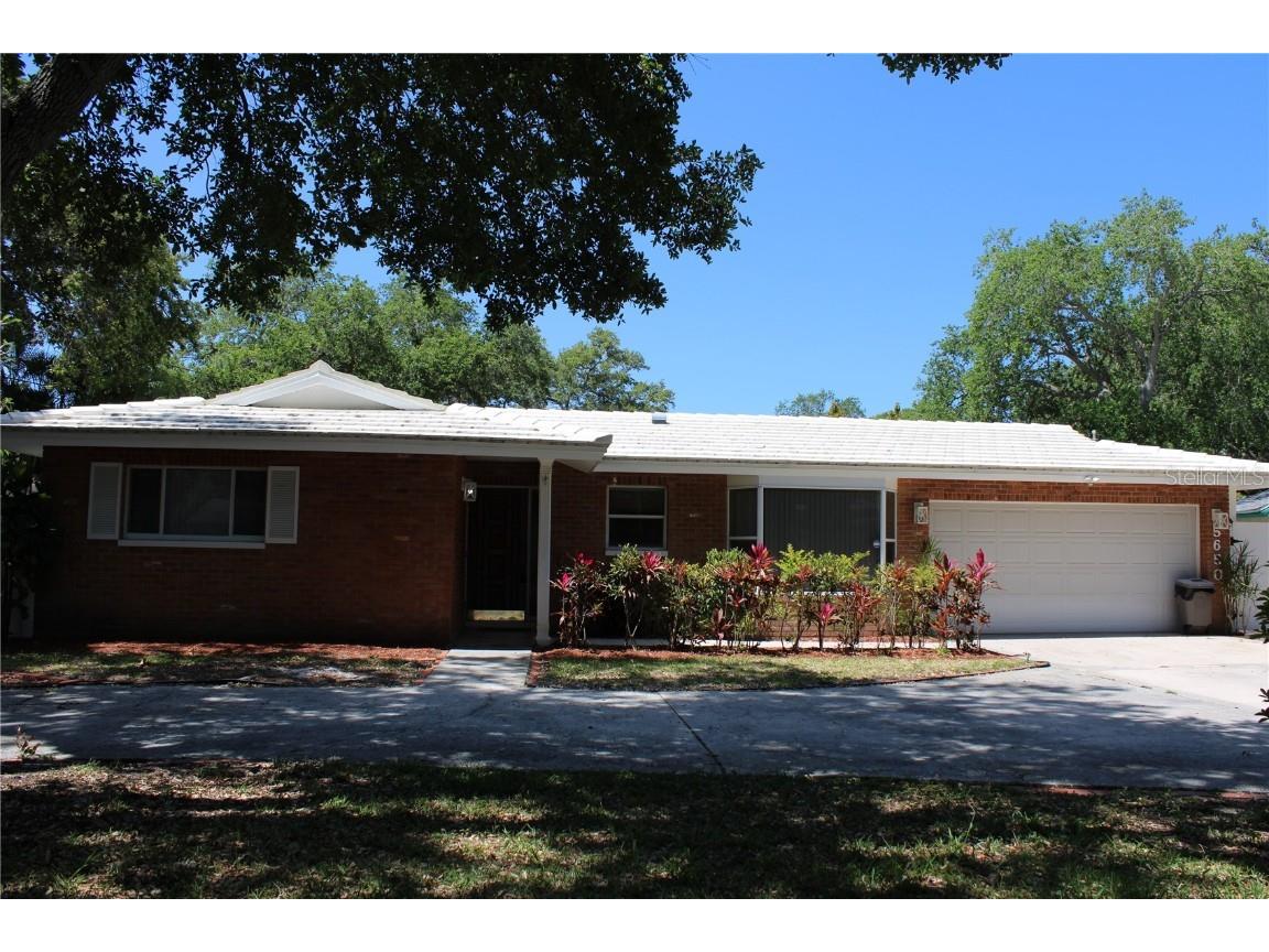 5650 97th Way N Saint Petersburg FL 33708 A4608995 image1