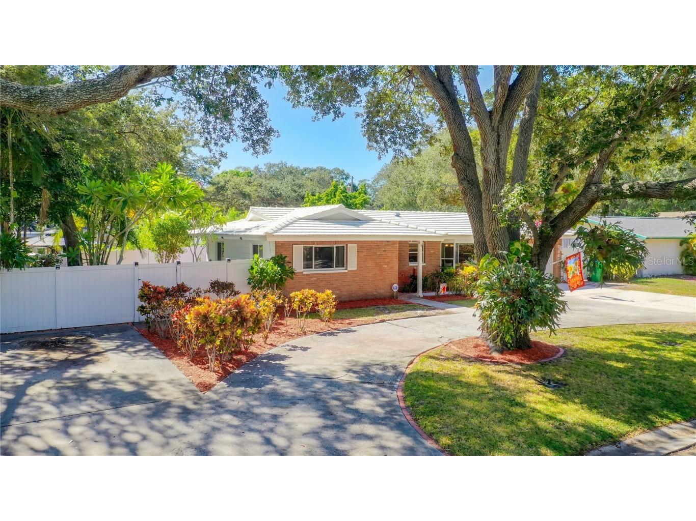 5650 97th Way N Saint Petersburg FL 33708 U8219723 image1